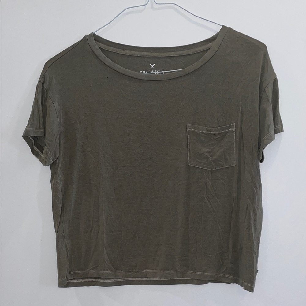 American Eagle Outfitters Olive Cropped Top